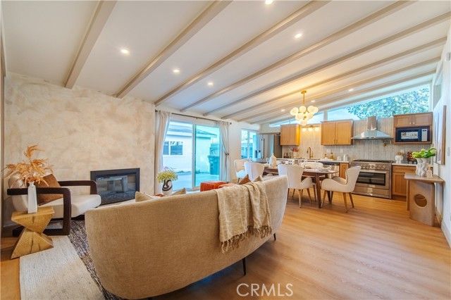 236 Mission Dr, Fullerton, CA 92831