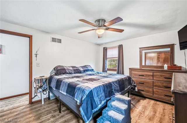 4562 Sheffield Drive, Austintown, OH 44515