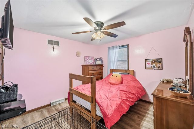 4562 Sheffield Drive, Austintown, OH 44515