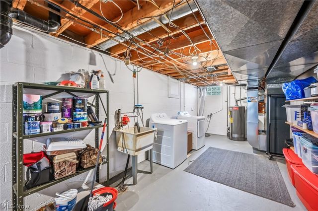 4562 Sheffield Drive, Austintown, OH 44515