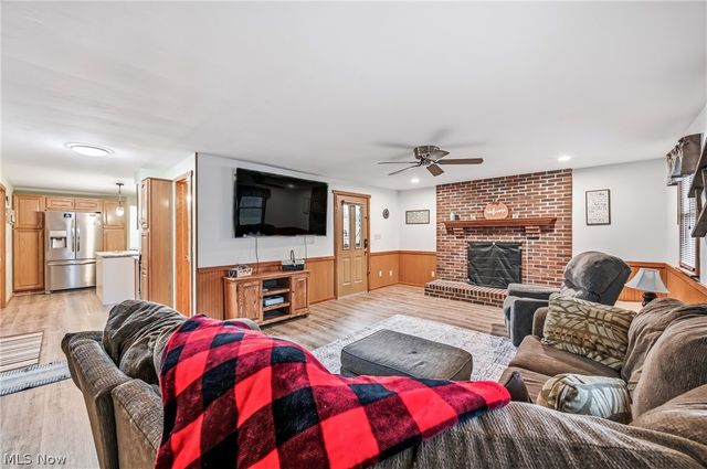 4562 Sheffield Drive, Austintown, OH 44515