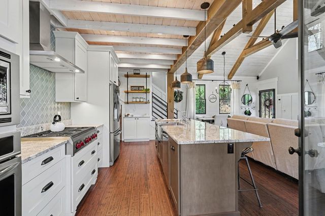 137 Kilmoore Lane, Hayesville, NC 28904