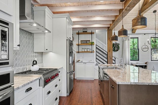 137 Kilmoore Lane, Hayesville, NC 28904