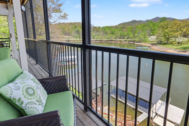 137 Kilmoore Lane, Hayesville, NC 28904