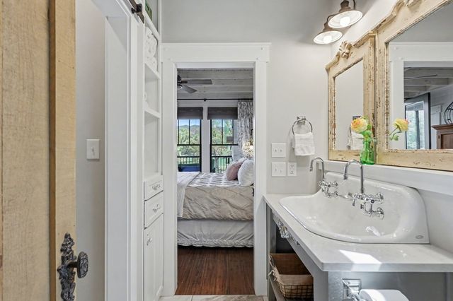 137 Kilmoore Lane, Hayesville, NC 28904