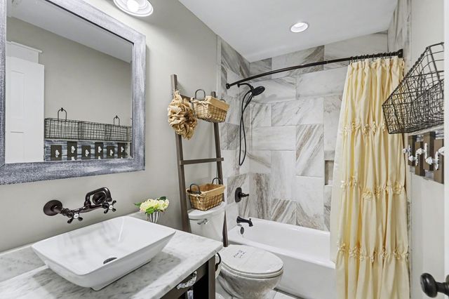 137 Kilmoore Lane, Hayesville, NC 28904