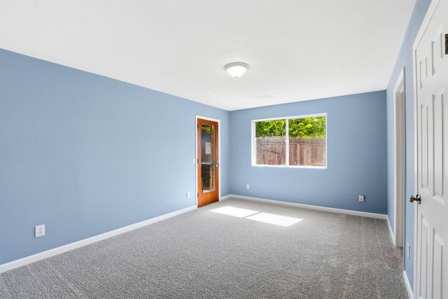 540 Oak Knoll Drive, Ashland, OR 97520