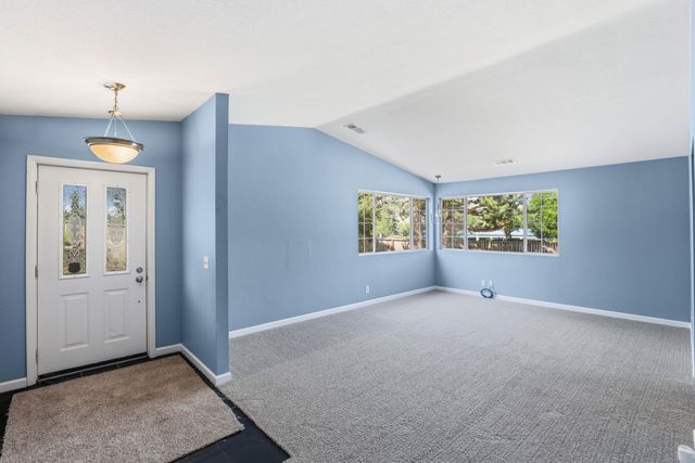540 Oak Knoll Drive, Ashland, OR 97520