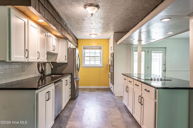 118 Pirate Lane, Rockingham, NC 28379