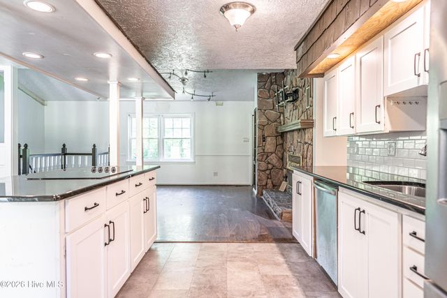118 Pirate Lane, Rockingham, NC 28379