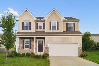 1075 Legacy Lane, Pataskala, OH 43062