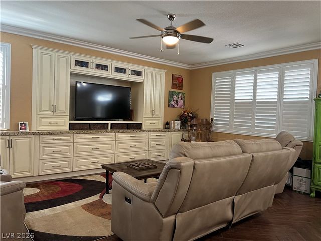 6378 Elizabethtown Avenue, Las Vegas, NV 89110