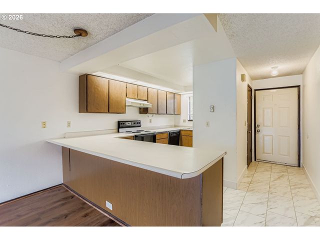 3404 19TH Ave, Forest Grove, OR 97116