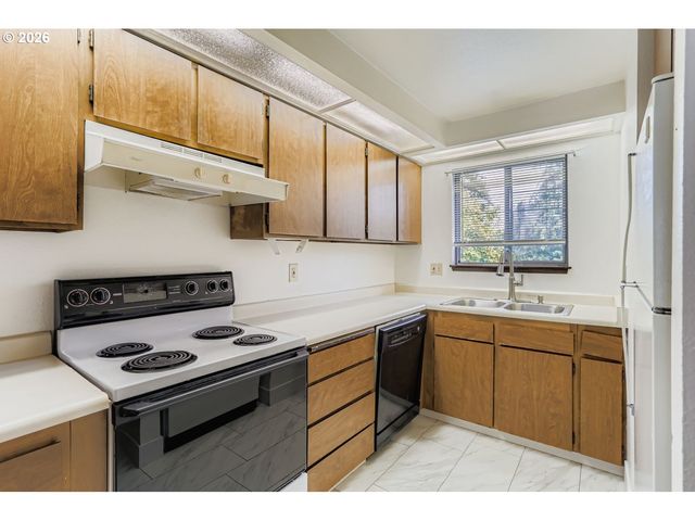 3404 19TH Ave, Forest Grove, OR 97116