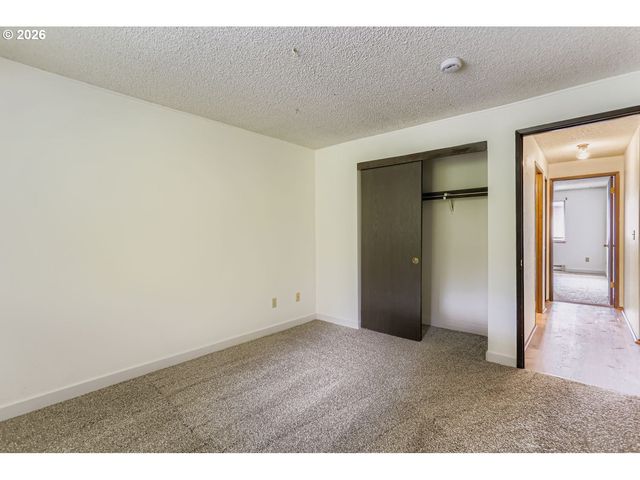 3404 19TH Ave, Forest Grove, OR 97116