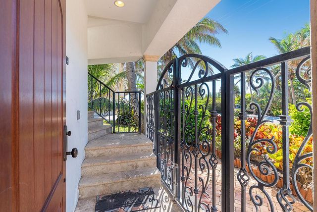23 NE Macarthur Boulevard, Stuart, FL 34996