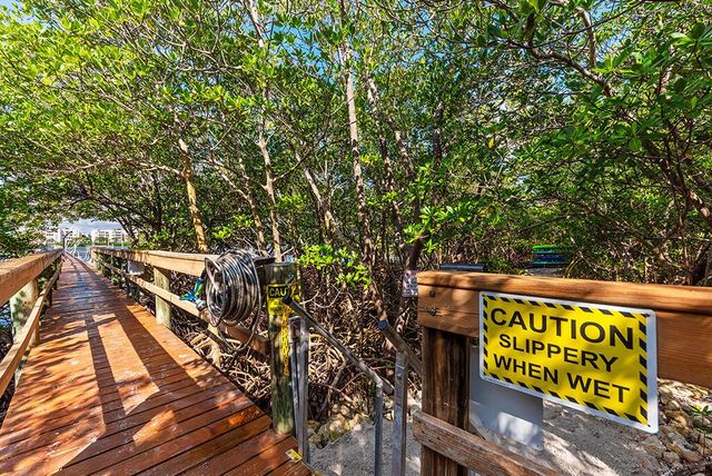 23 NE Macarthur Boulevard, Stuart, FL 34996