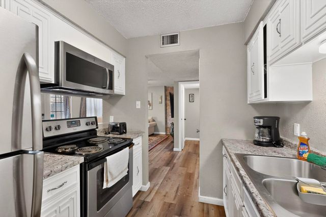 2315 Blue Sage Lane, Arlington, TX 76014