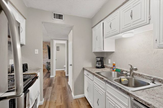 2315 Blue Sage Lane, Arlington, TX 76014