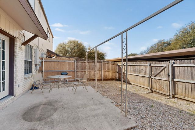 2315 Blue Sage Lane, Arlington, TX 76014