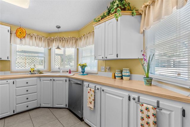 217 SCHOONER AVENUE, Edgewater, FL 32141