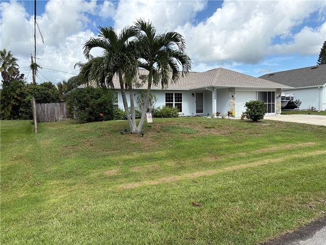 1086 Phelps Street, Sebastian, FL 32958