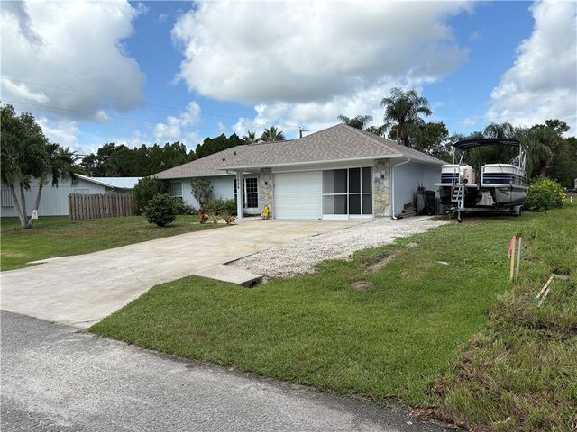 1086 Phelps Street, Sebastian, FL 32958