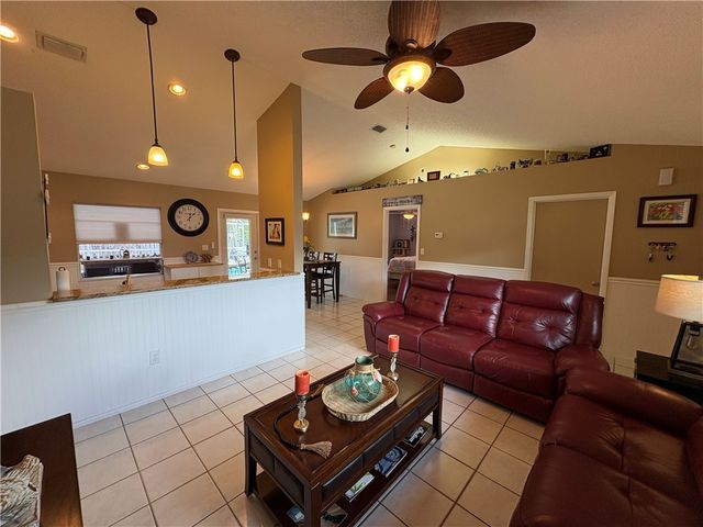 1086 Phelps Street, Sebastian, FL 32958