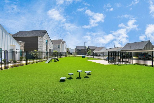 23823 Cumberland Ridge Drive 204, Houston, TX 77447