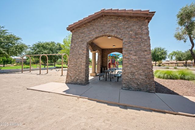 10901 E SHEPPERD Avenue, Mesa, AZ 85212