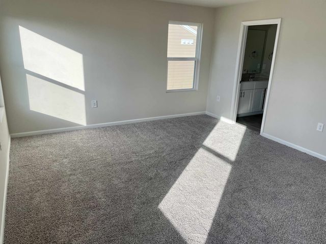 912 Field Ivy Drive, Fuquay Varina, NC 27526