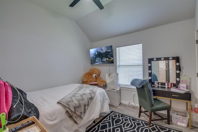 11017 SW 32nd Street, Yukon, OK 73099