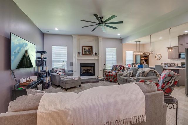 11017 SW 32nd Street, Yukon, OK 73099