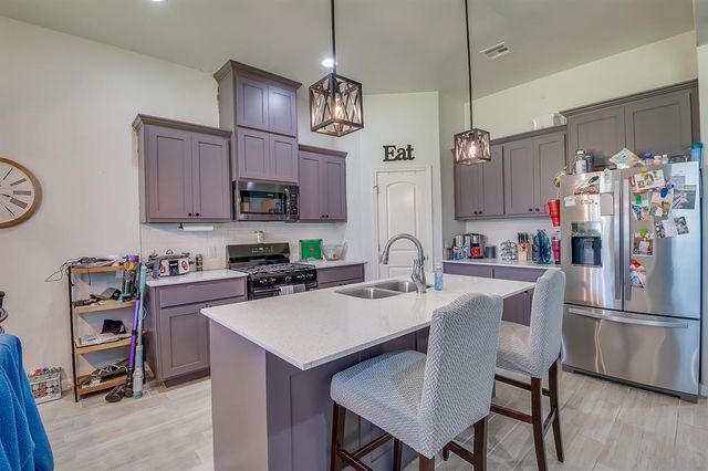 11017 SW 32nd Street, Yukon, OK 73099