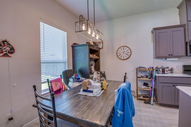11017 SW 32nd Street, Yukon, OK 73099