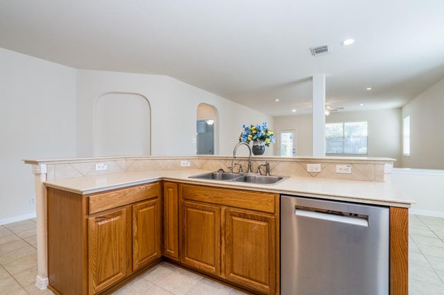 8722 Iris Arbor Lane, Houston, TX 77095