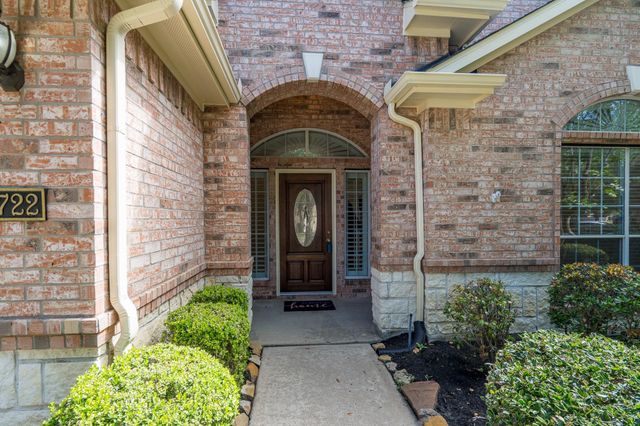 8722 Iris Arbor Lane, Houston, TX 77095