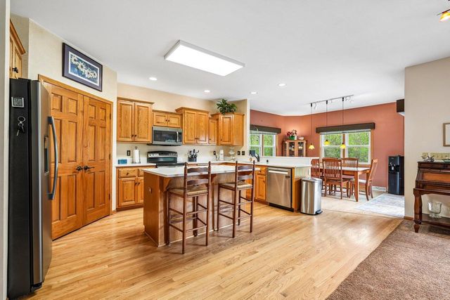 N43W33183 Glen Parc CIRCLE, Nashotah, WI 53058