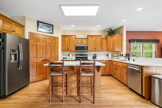 N43W33183 Glen Parc CIRCLE, Nashotah, WI 53058