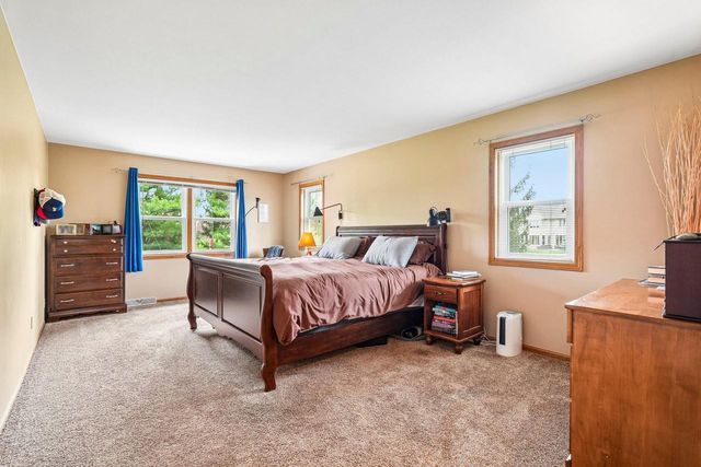 N43W33183 Glen Parc CIRCLE, Nashotah, WI 53058