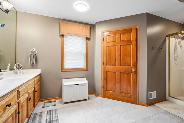 N43W33183 Glen Parc CIRCLE, Nashotah, WI 53058