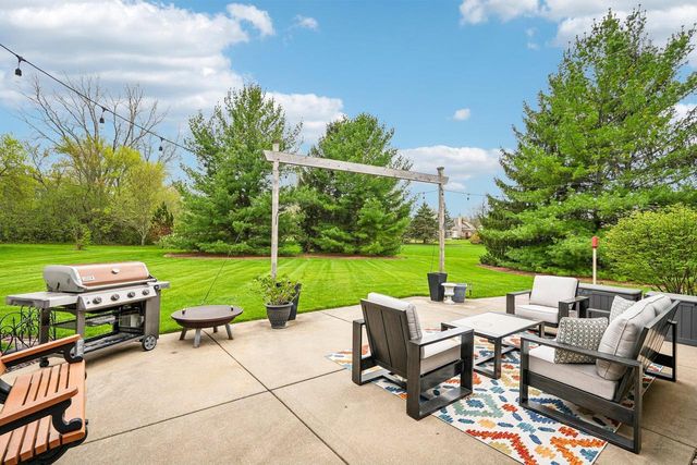 N43W33183 Glen Parc CIRCLE, Nashotah, WI 53058