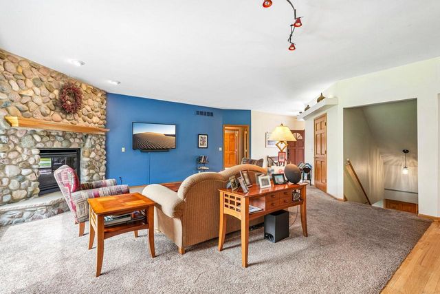 N43W33183 Glen Parc CIRCLE, Nashotah, WI 53058
