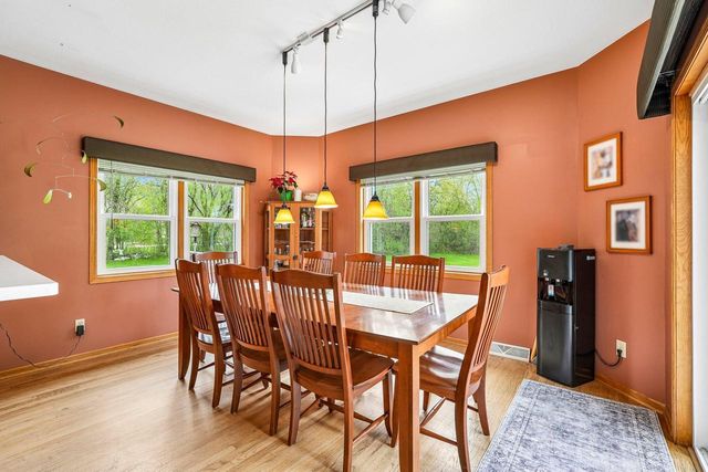 N43W33183 Glen Parc CIRCLE, Nashotah, WI 53058