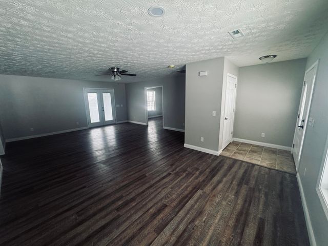 46 Garnet Lane, London, KY 40741