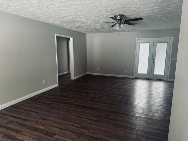 46 Garnet Lane, London, KY 40741