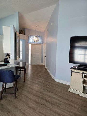 3963 Redondo Court, Boca Raton, FL 33487