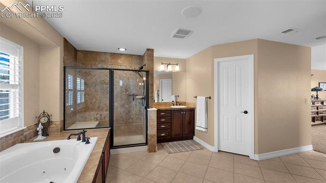 1547 Ridgetrail Court, Castle Rock, CO 80104