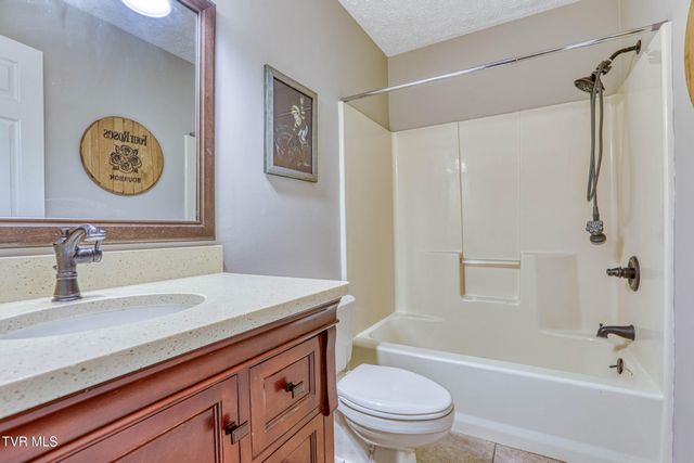 1321 West Main Street 6, Rogersville, TN 37857
