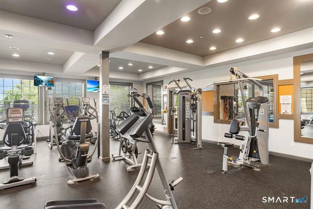 85 Winding Ridge Way 85, Danbury, CT 06810